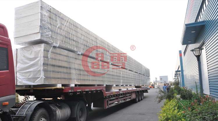 200 thick 24 meters long cold storage board